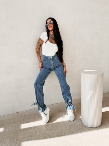 body AKIN 495.JPG