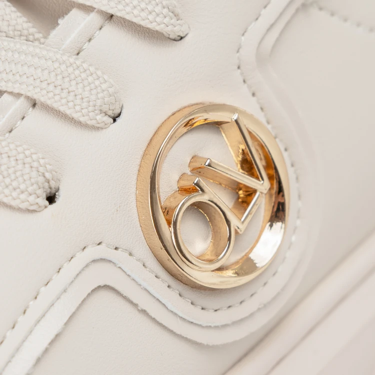 HALO beige 06.jpg