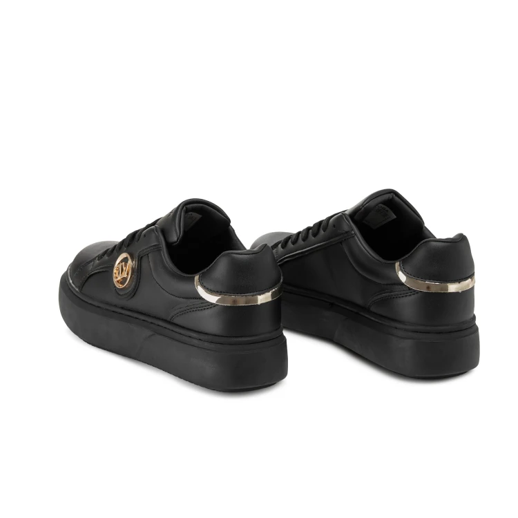 HALO black 04.jpg