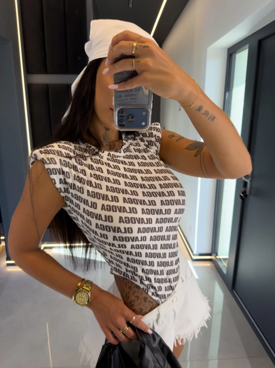 body AURENNA 152.jpg